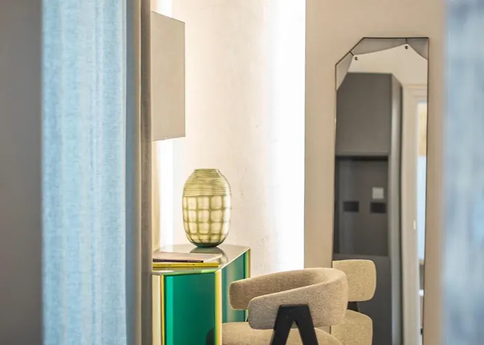 Ete Dimora Design Bed & Breakfast 4*